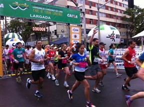 Maratona de Revezamento Pare de Fumar Correndo é novamente realizada em Maringá com recorde de atletas